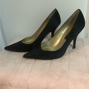 Woman’s elegant satin heels with 3 inch heel size 8